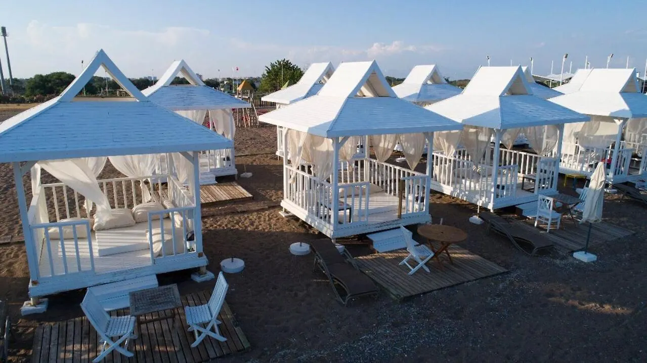 Gardenya Lara Suit Hotel Antalya