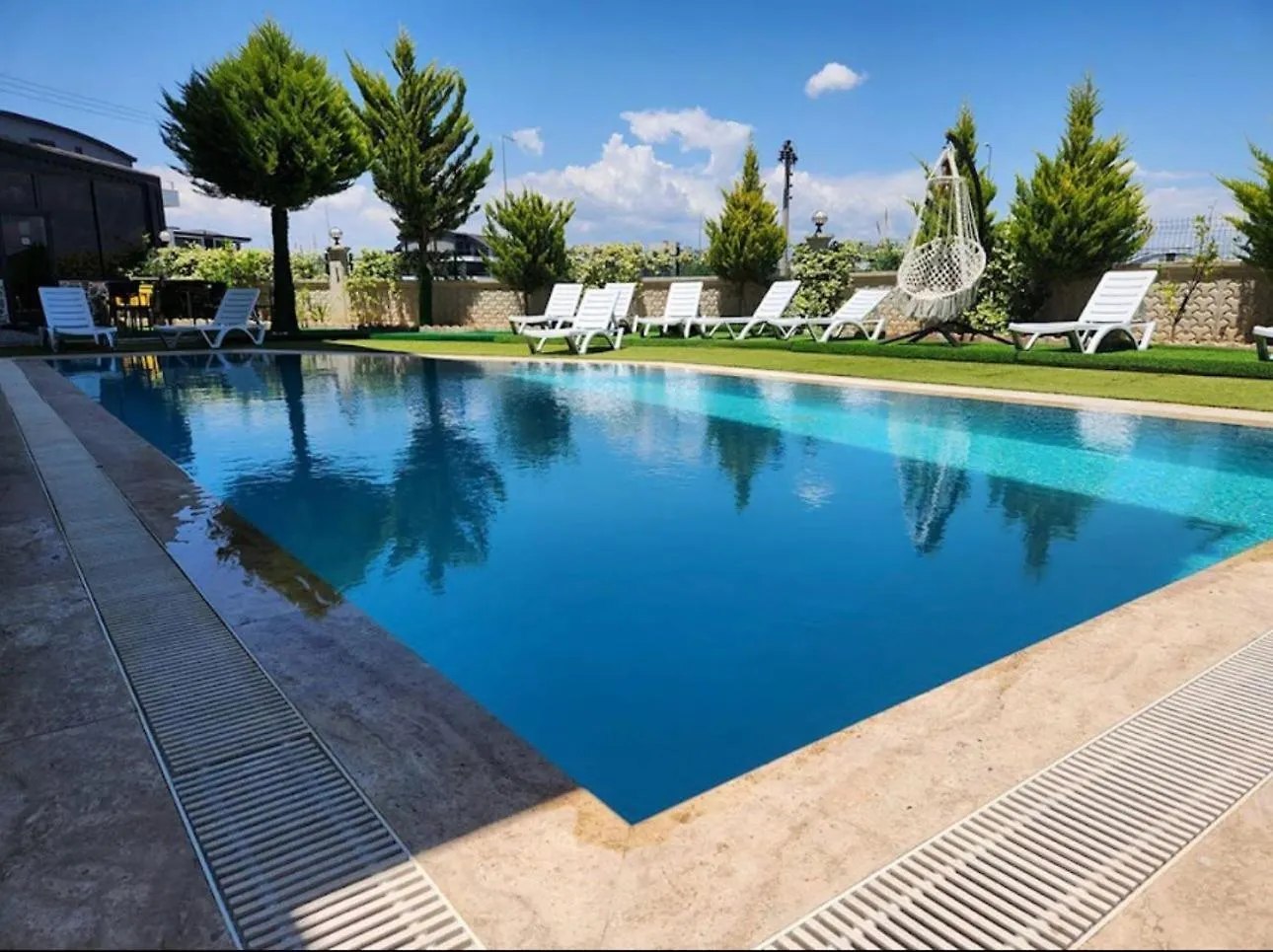 Gardenya Lara Suit Hotel Antalya