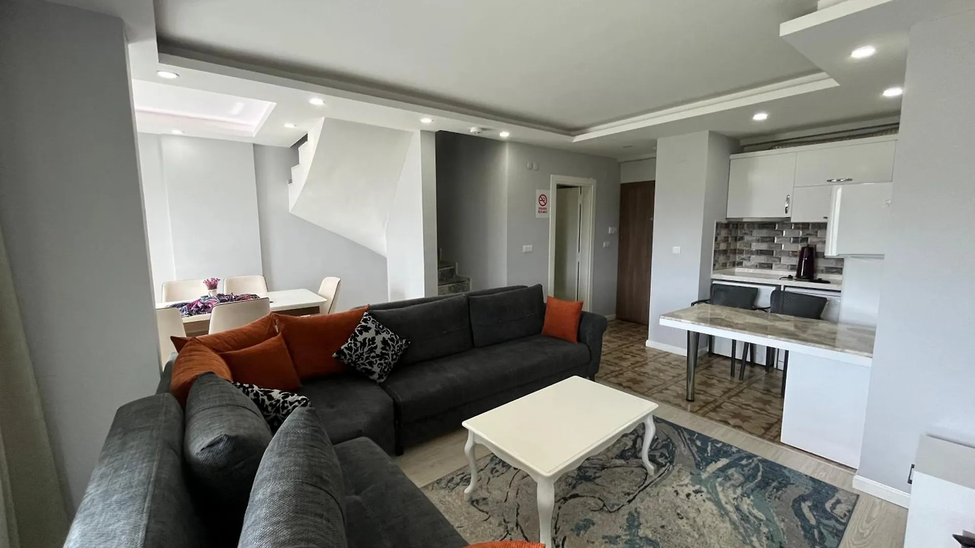 Gardenya Lara Suit Hotel Antalya