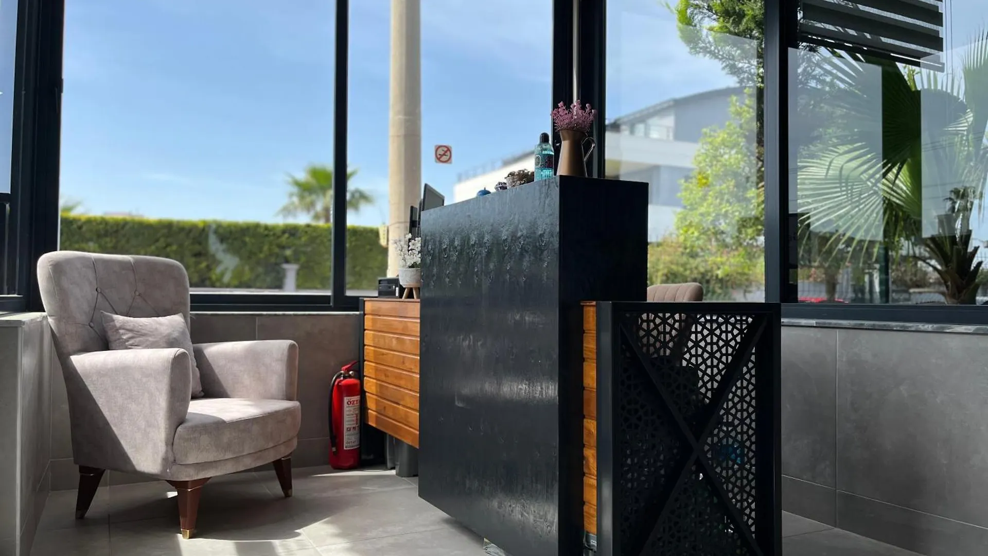 Gardenya Lara Suit Hotel Antalya 0*,  Türkiye
